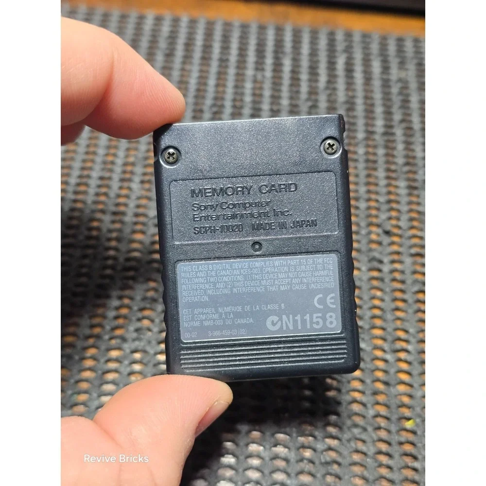 Official SONY PlayStation‎ 2 OEM Memory Card for PS2 Console Black SCPH-10020